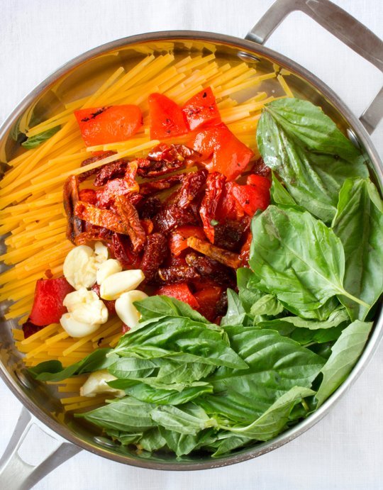 One-Pot Pasta Recipe: Linguine with Roasted Red Peppers, Sun-Dried Tomatoes & Brie