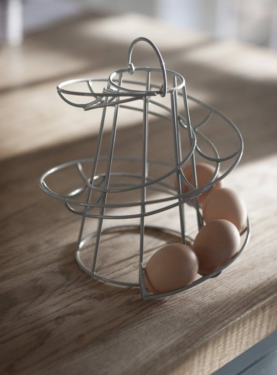 Spiral egg storage