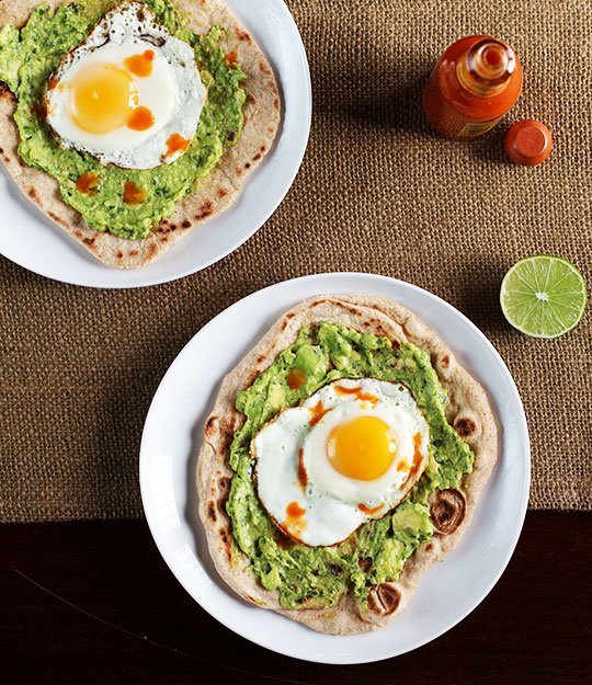 Recipe: Avocado and Egg Breakfast Pizza