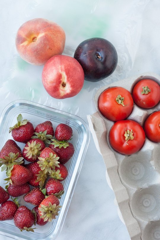 Three ways to transport ripe fruit.