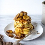 bananas-foster-pancakes